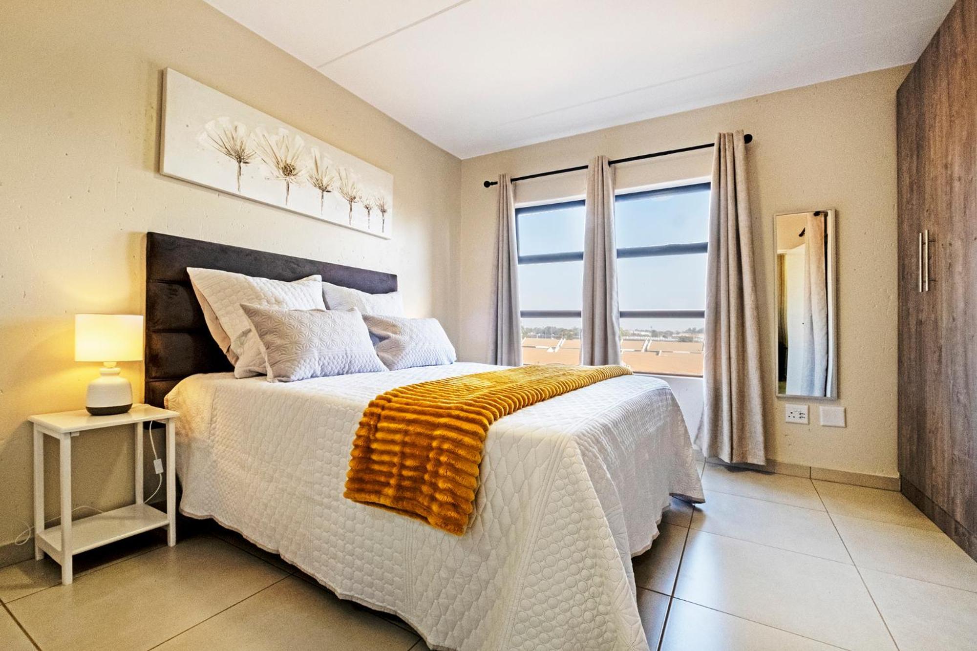 Airport Heights Apartment Boksburg Luaran gambar