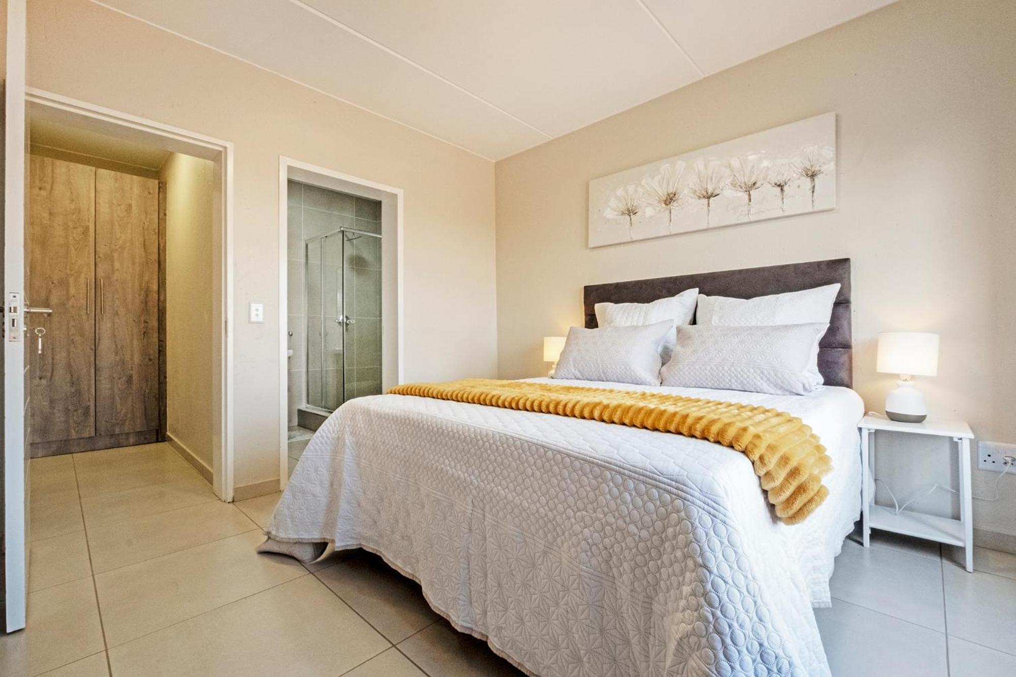 Airport Heights Apartment Boksburg Luaran gambar